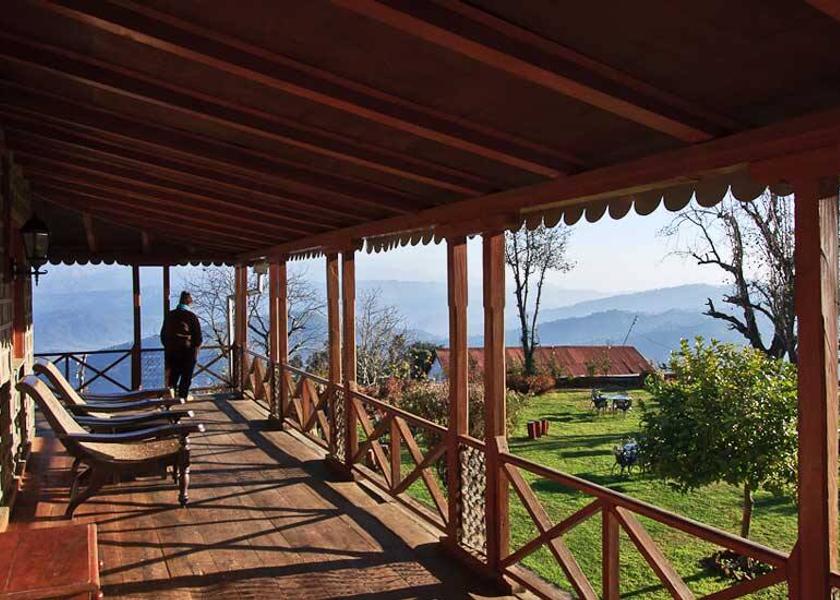 Uttarakhand Kausani Public Areas